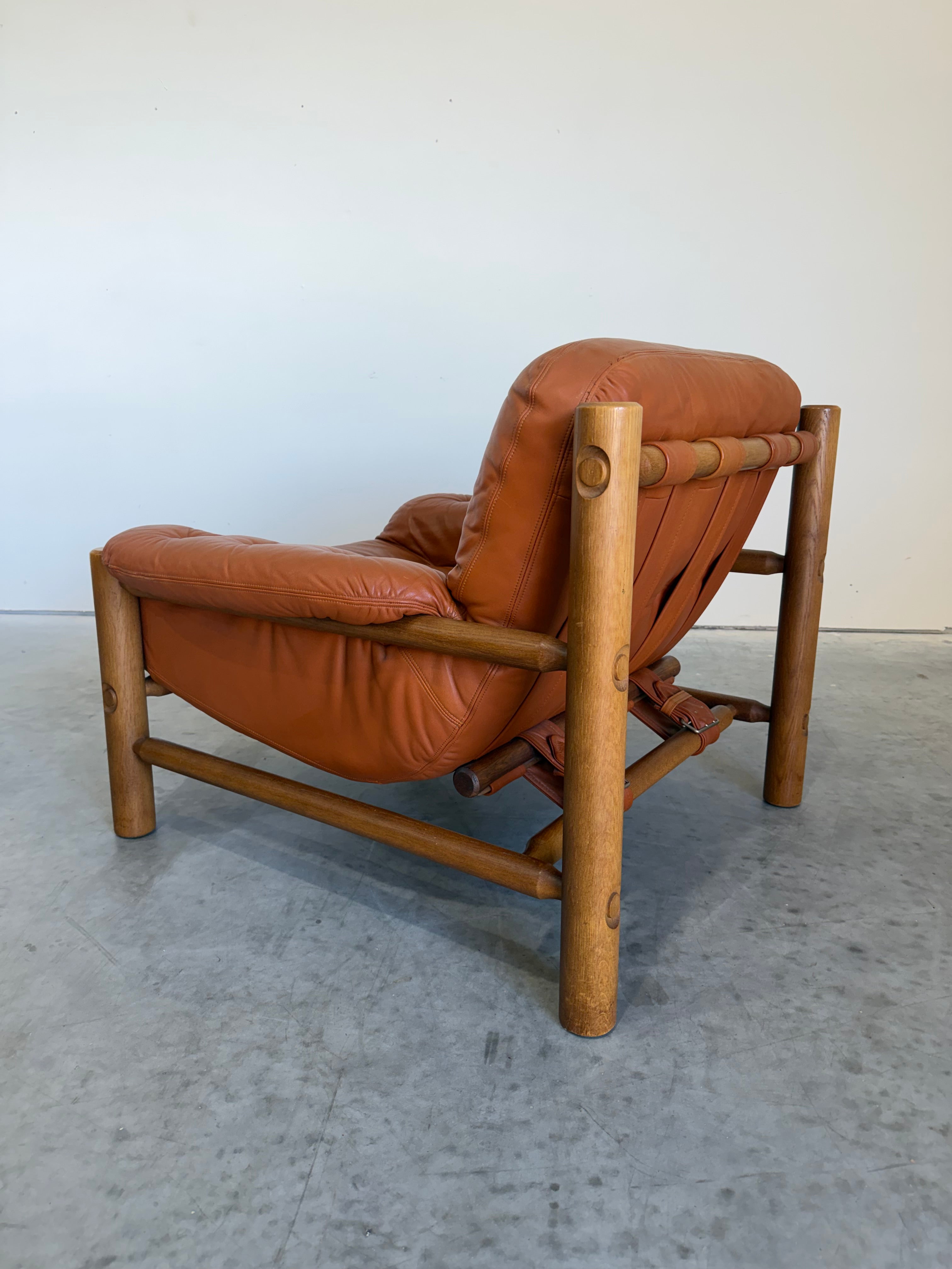 Brazilian Modernist Style Lounge Chair in Cognac Leather and Oak