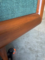 Mid Century Fully Restored Gondola Sofa, Adrian Pearsall Style c.1960’s