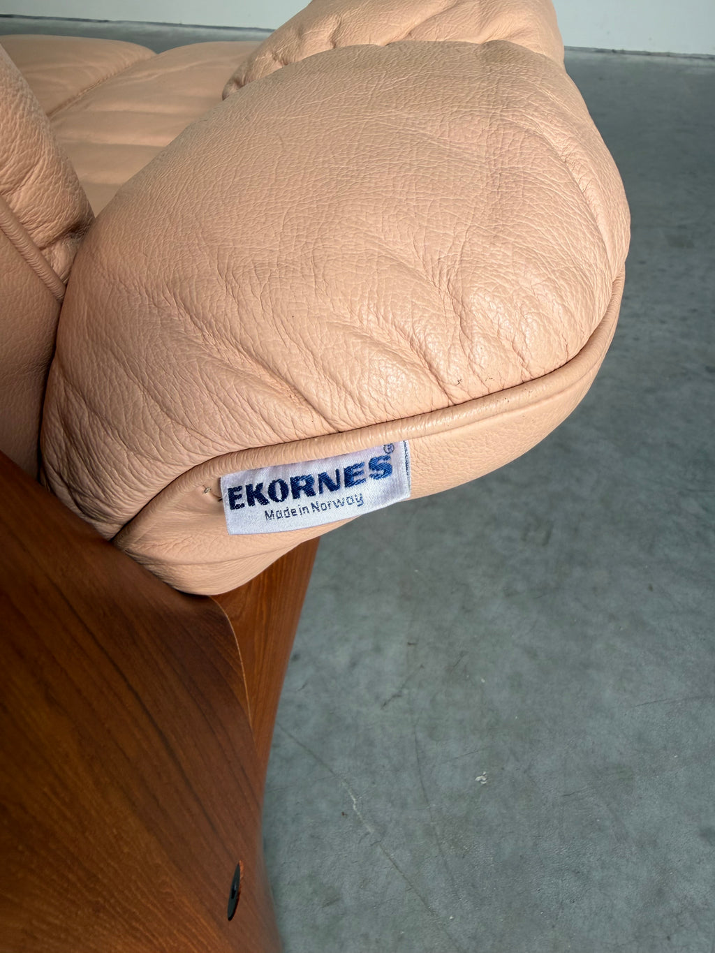 Vintage Ekornes Montana Pale Pink Leather and Teak 2 Seat Sofa