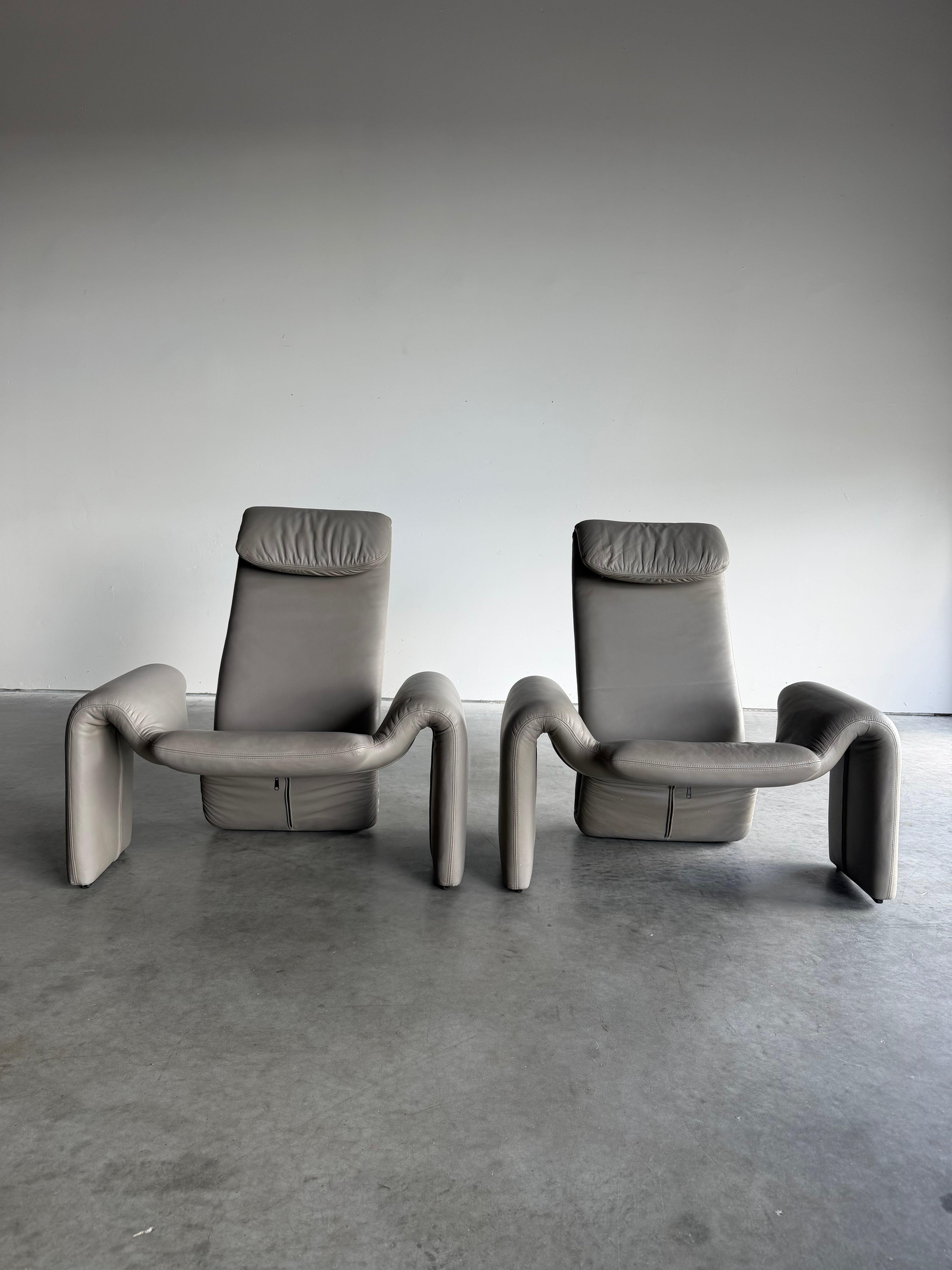 Vintage Sculptural Post Modern Gray Leather Lounge Chair Pair