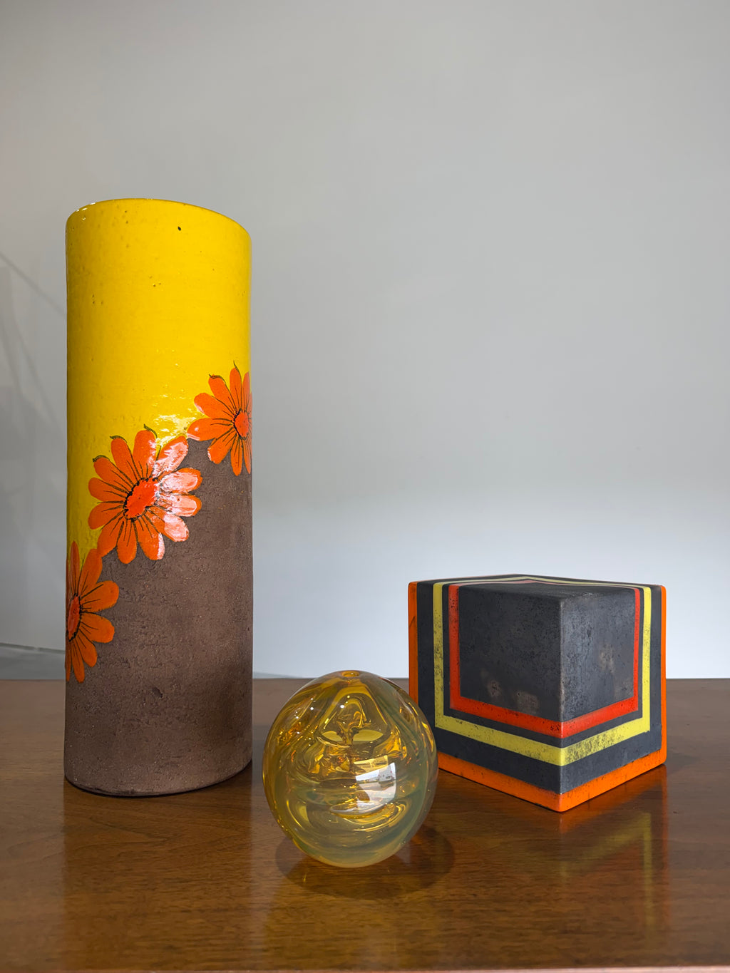 Mid Century Aldo Londi Bitossi Yellow and Orange Flowers Vase