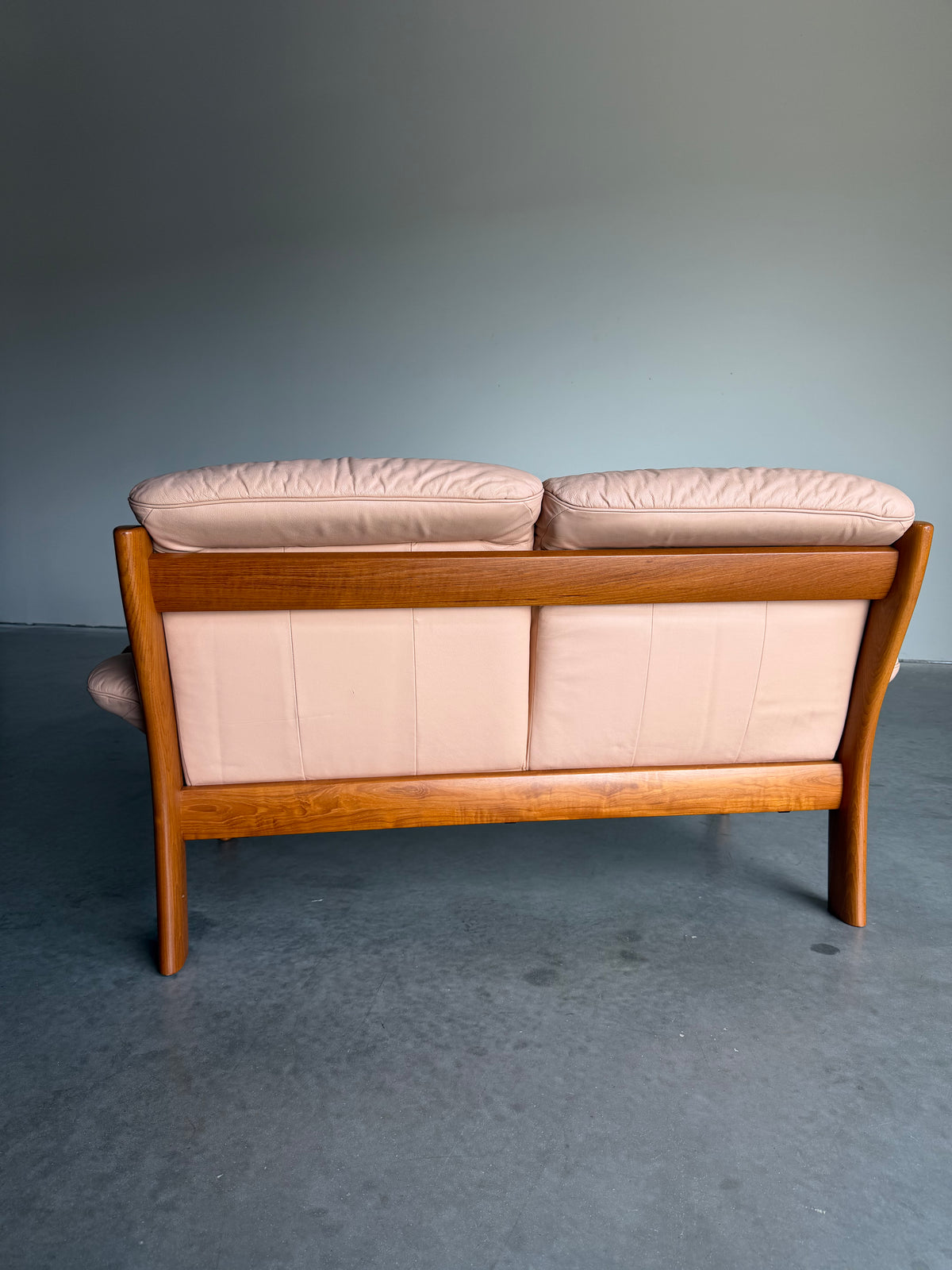 Vintage Ekornes Montana Pale Pink Leather and Teak 2 Seat Sofa