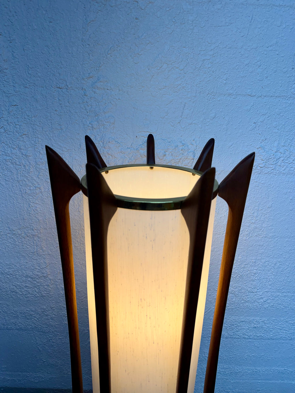 Mid Century Modeline Model 635 Table Lamp by Arthur Jacobs