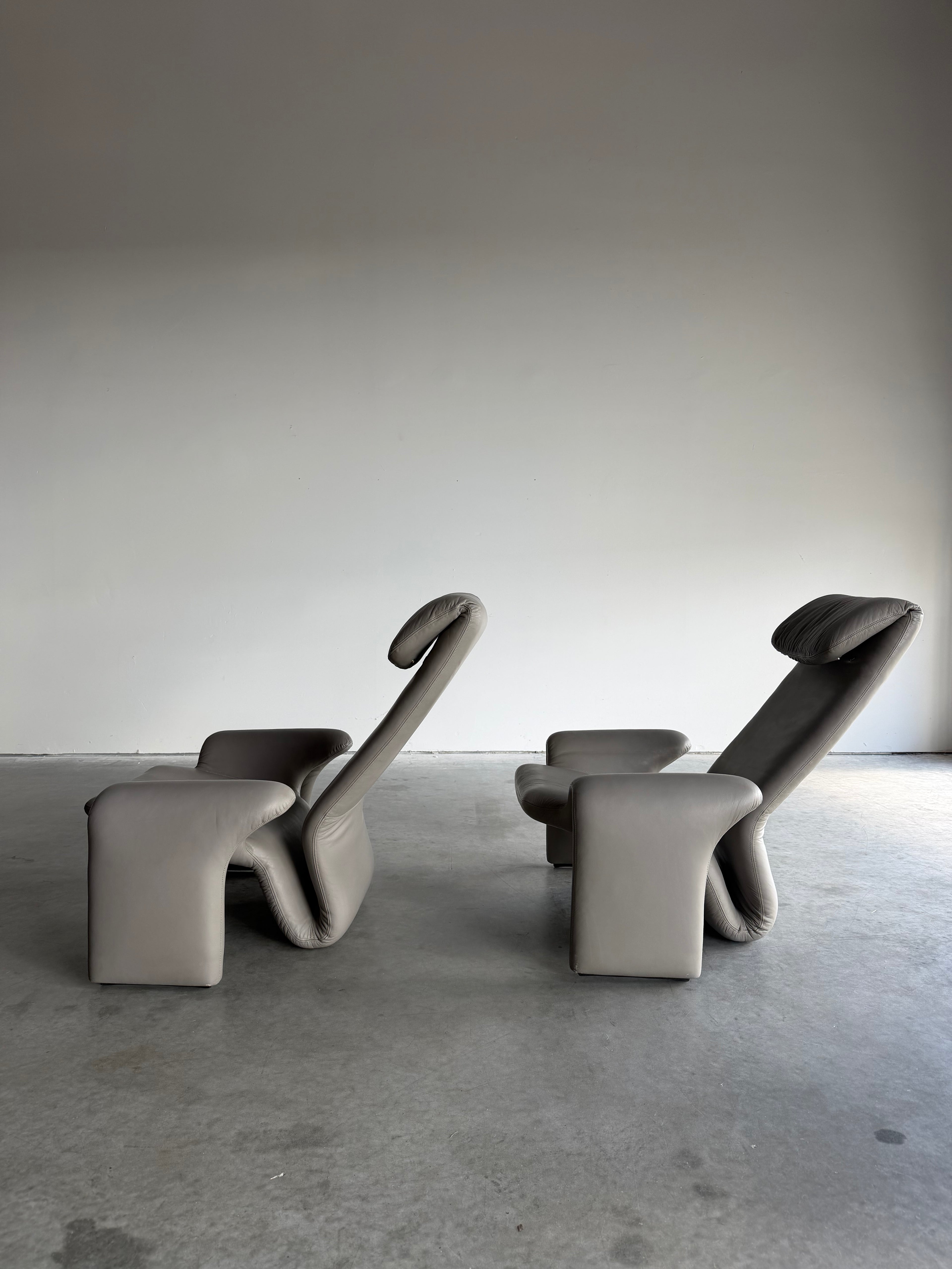 Vintage Sculptural Post Modern Gray Leather Lounge Chair Pair