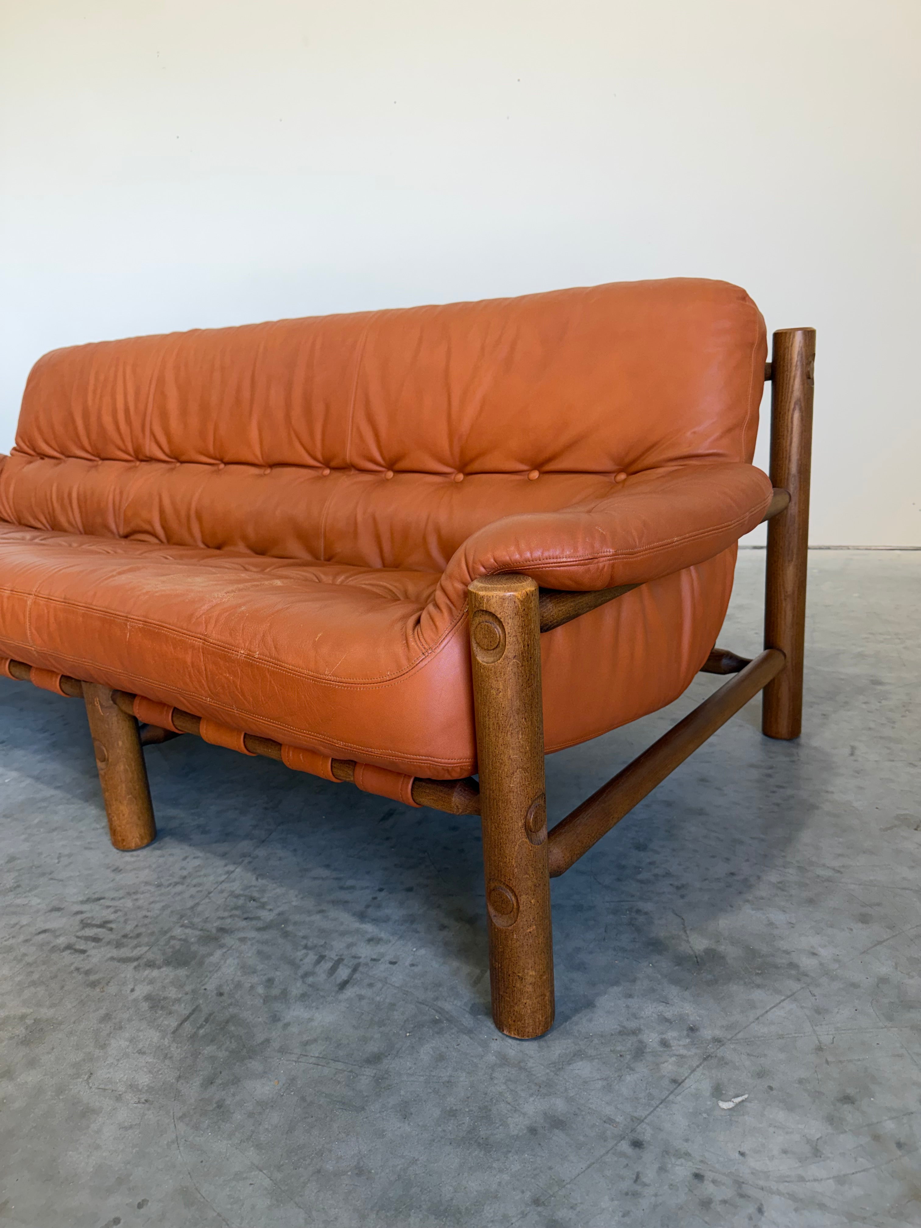 Brazilian Modernist Style Sofa in Cognac Leather and Oak