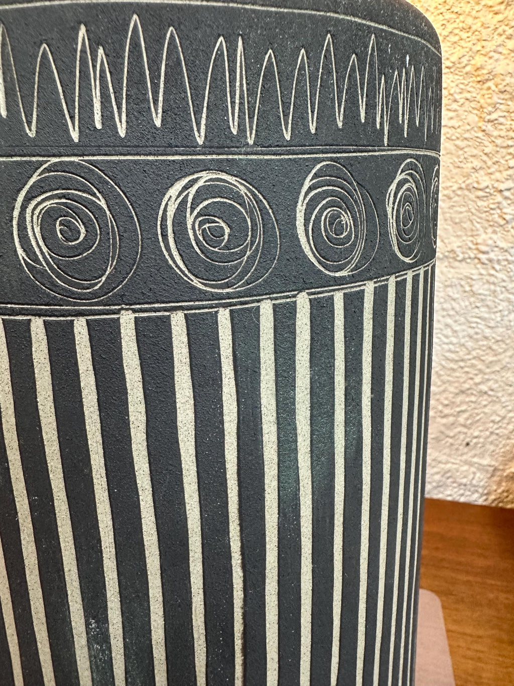 Mid Century Black Gordon and Jane Martz Marshall Studios Ceramic Lamp
