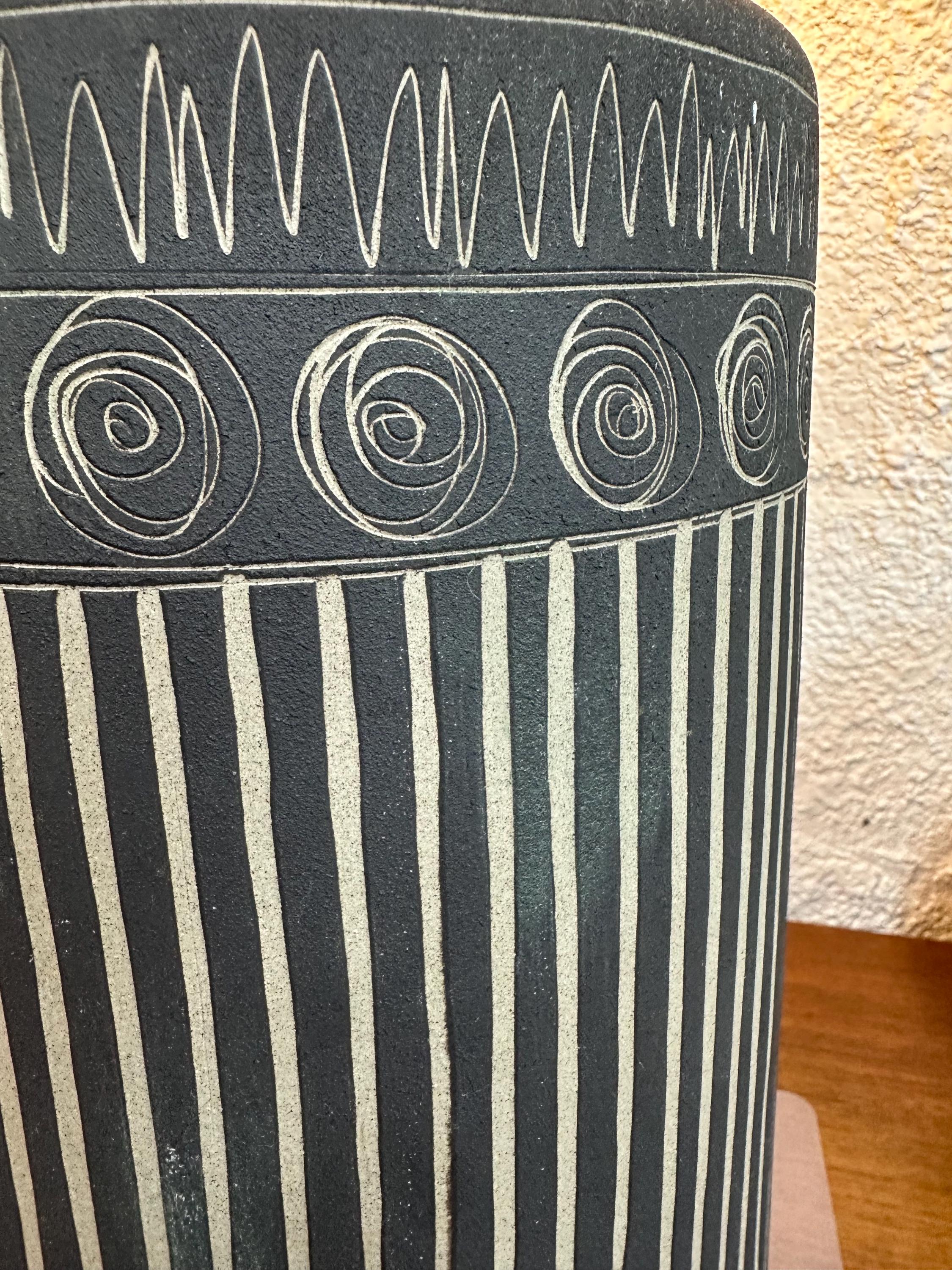 Mid Century Black Gordon and Jane Martz Marshall Studios Ceramic Lamp