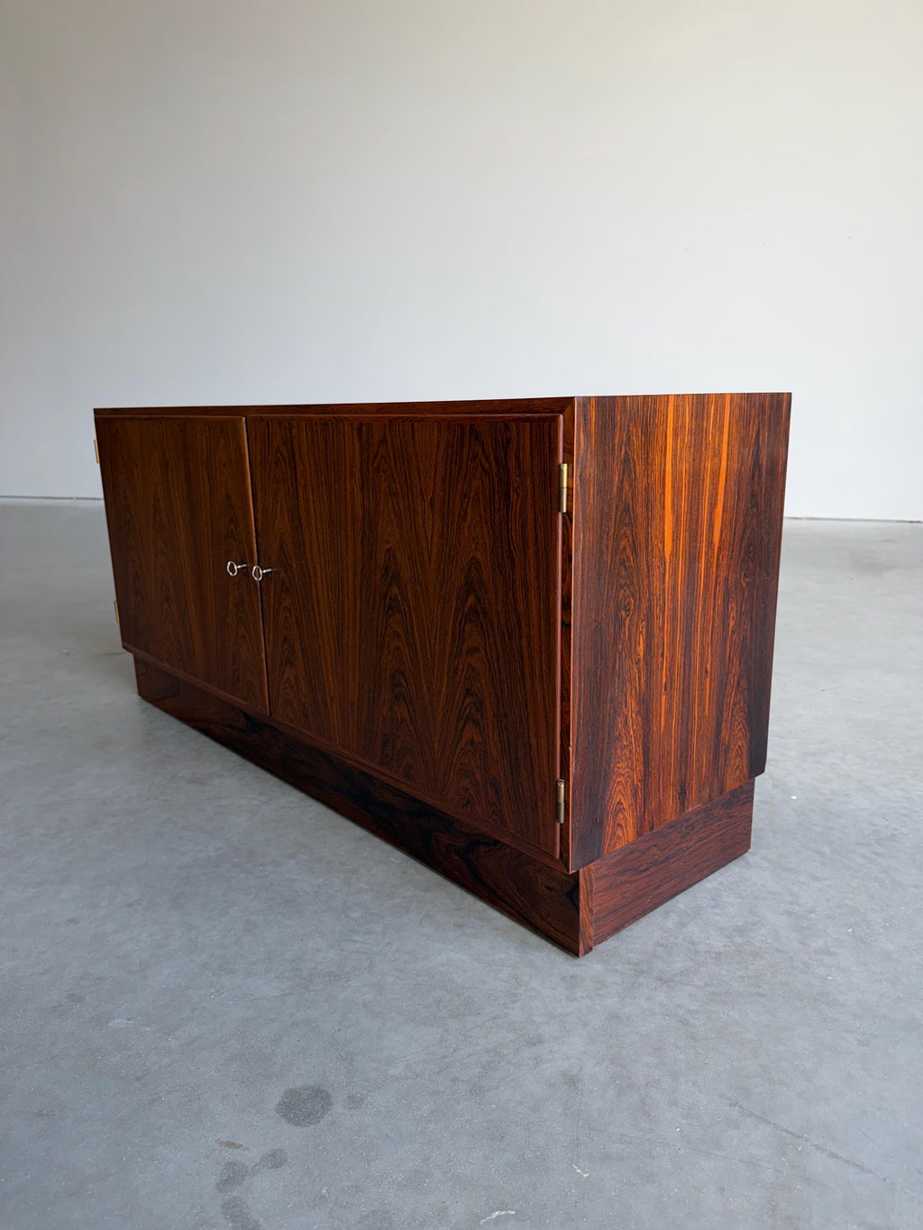 Mid Century Modern Danish Rosewood Credenza by Poul Hundevad