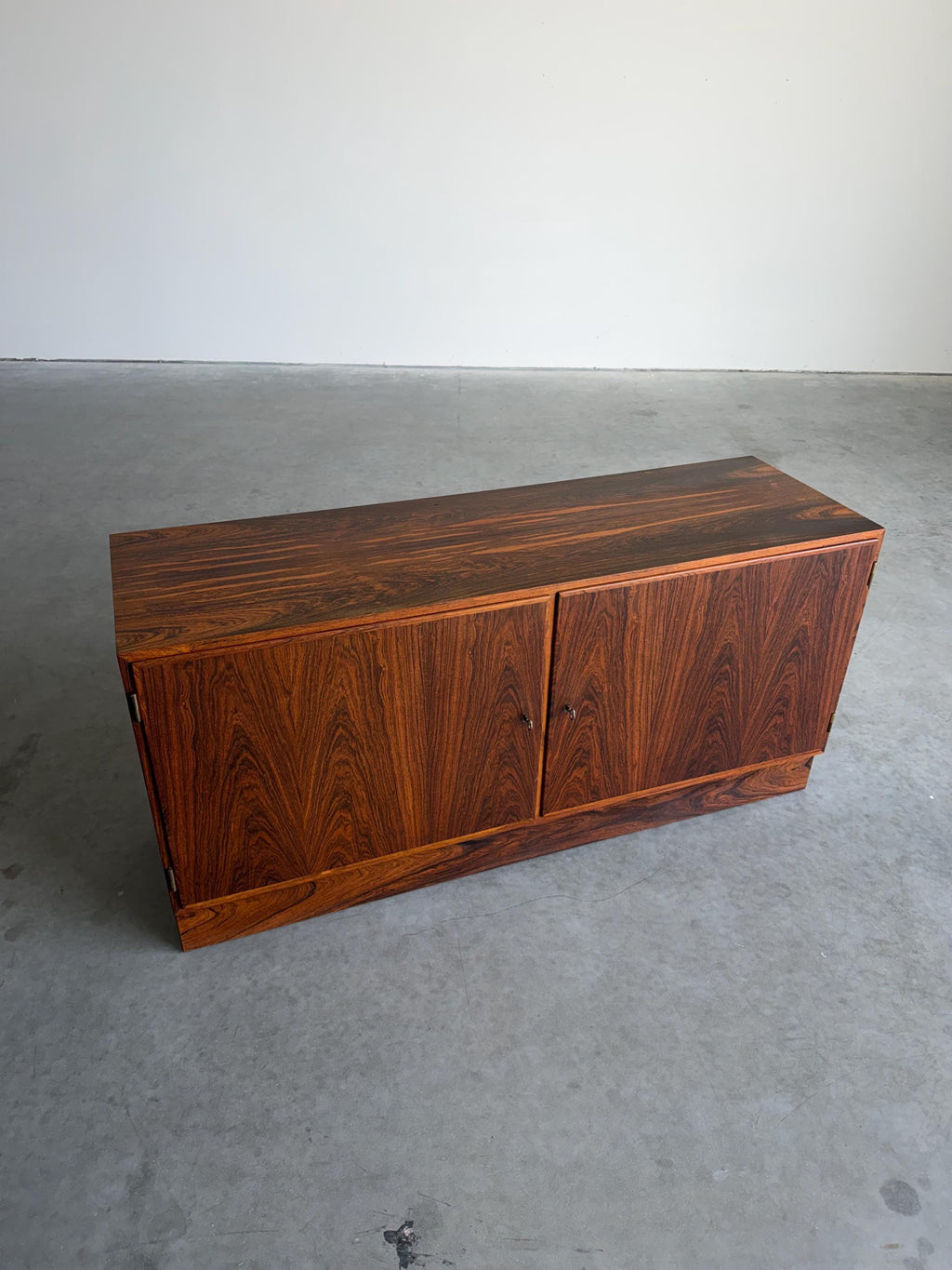Mid Century Modern Danish Rosewood Credenza by Poul Hundevad